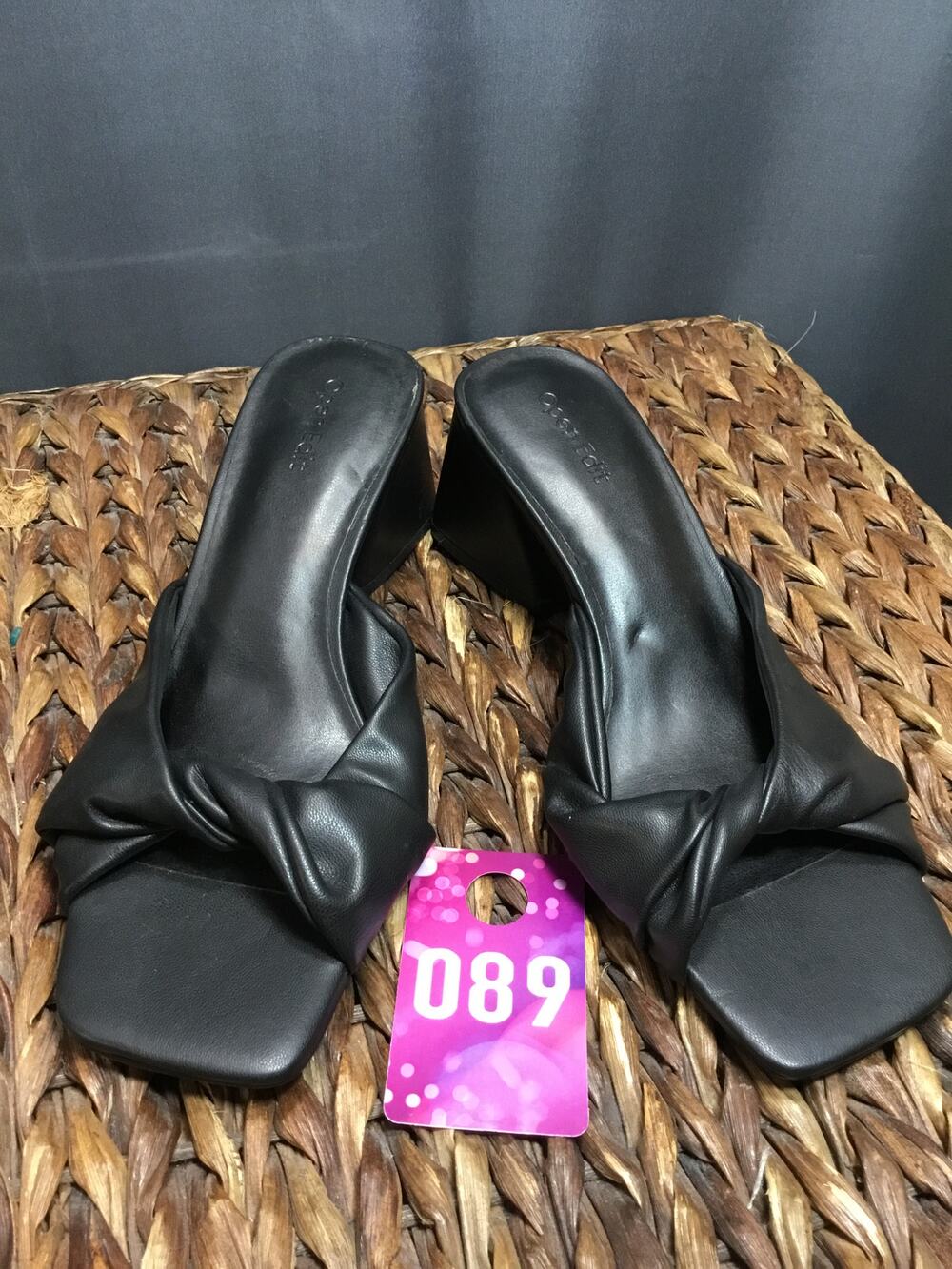 Nordstrom Open Edit Women 7.5 Black Leather Slip-On Square Toe Cora Heel Sandals